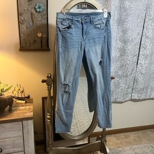 Stylish Light Blue Distressed Cropped Jeans